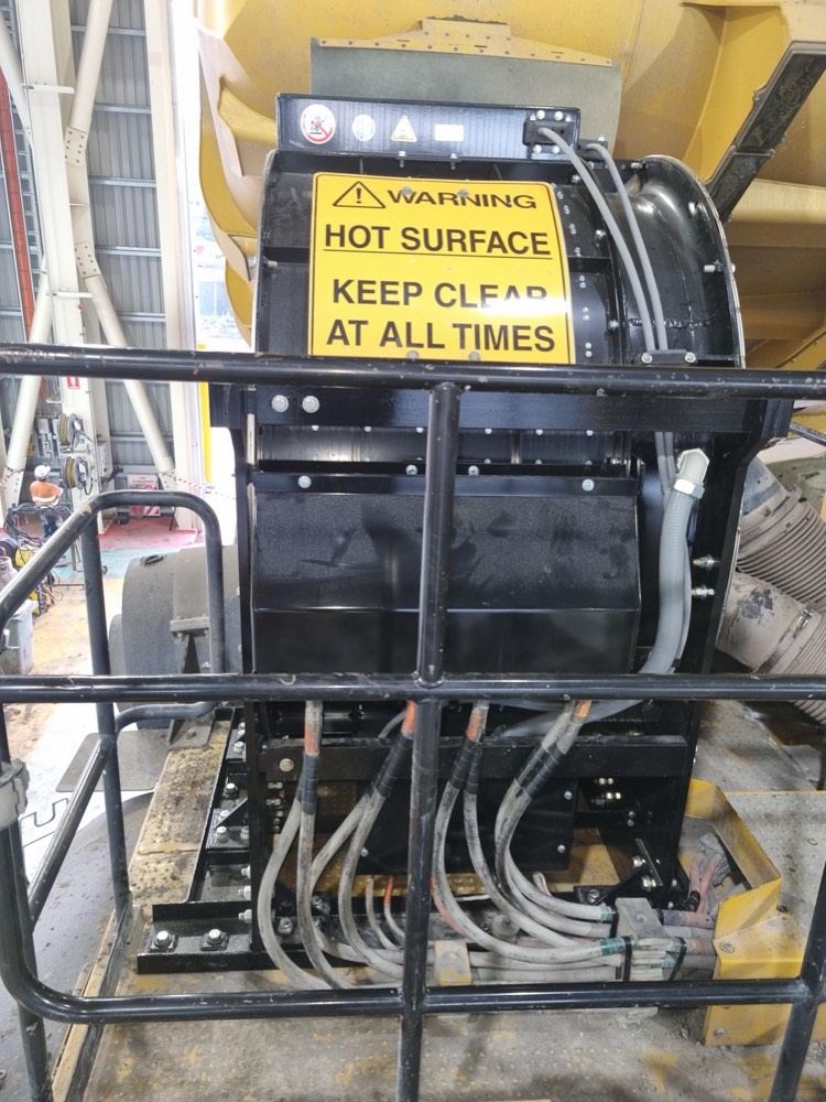 APEX-930 instalado en un Komatsu 930E